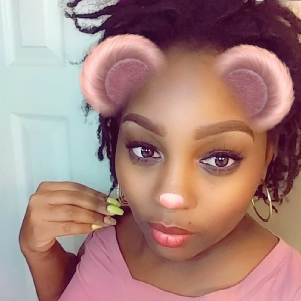 Meet your Posher, Tekelia